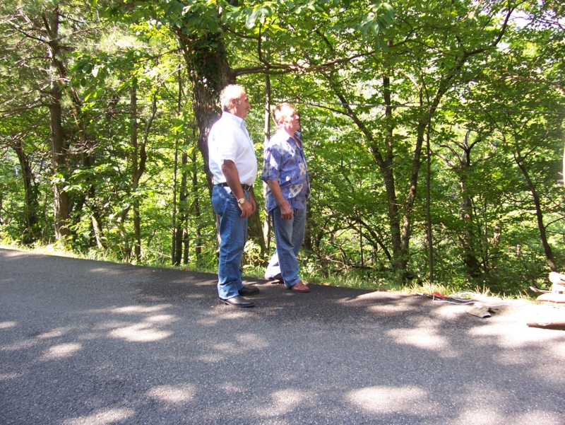  Image name: Persone083.jpg 
 width: 800 pixel 
 height: 601 pixel 
 Size: 616342 bytes 
 Click to enlarge 